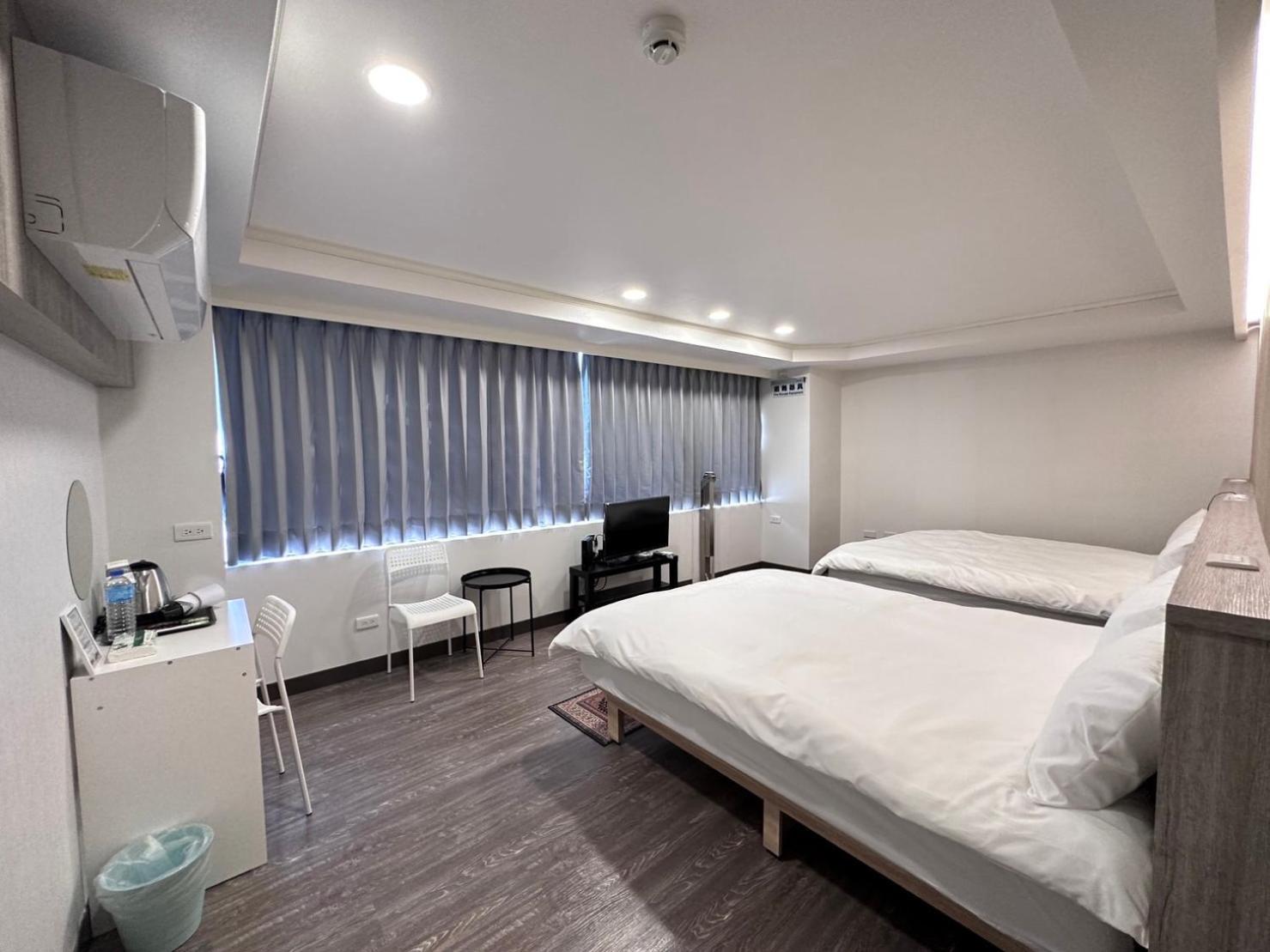 Kings Hotel Yilan Exterior foto