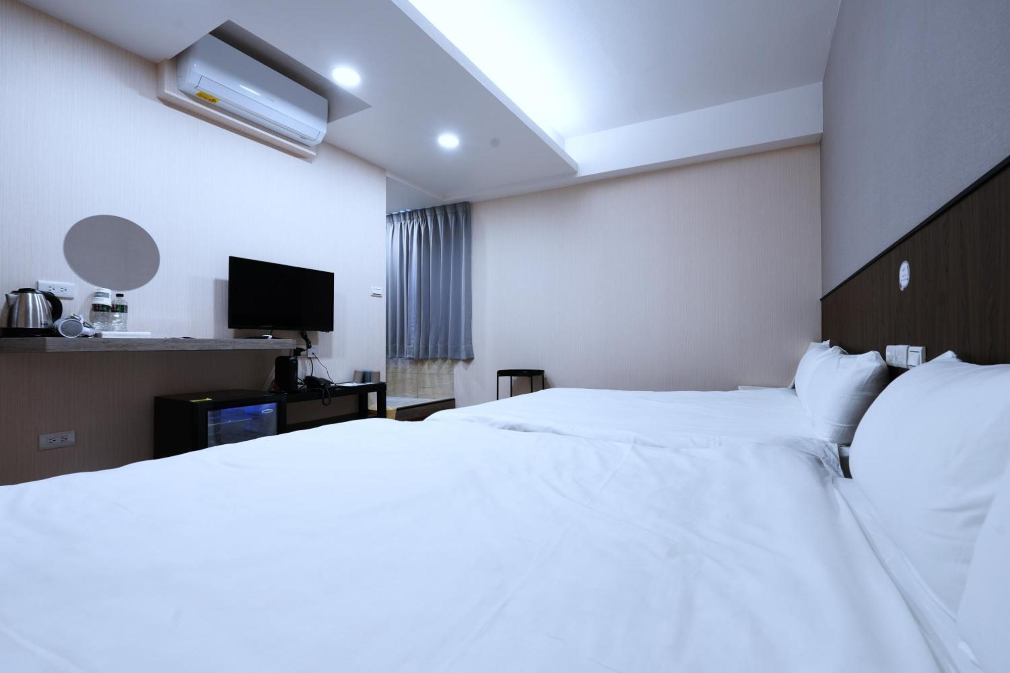 Kings Hotel Yilan Exterior foto